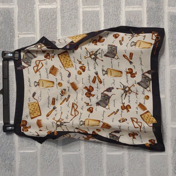 Jones New York Accessories - Jones New York 100% Silk Vintage Beauty Supply Print Square Accessory Scarf